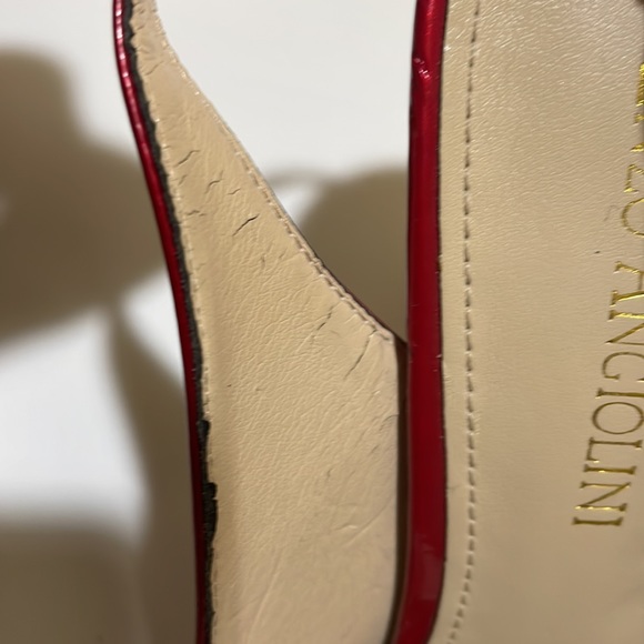 Red sling back pumps - Picture 9 of 10